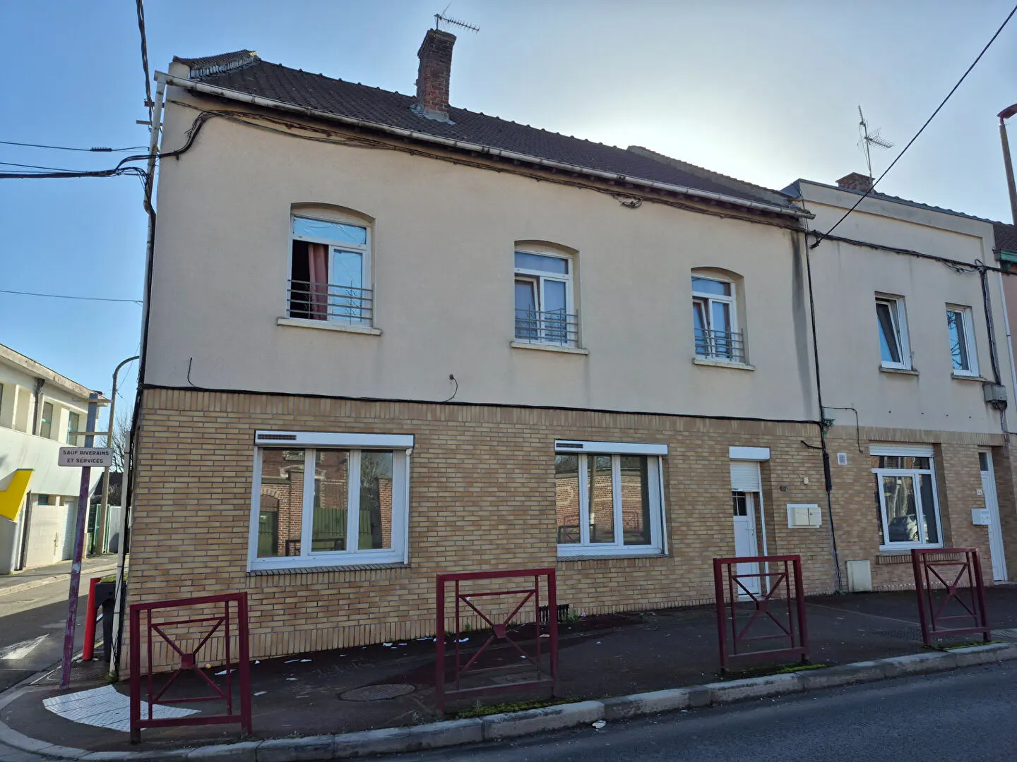 Photo 1 Immeuble 5 pièces 162.87m²