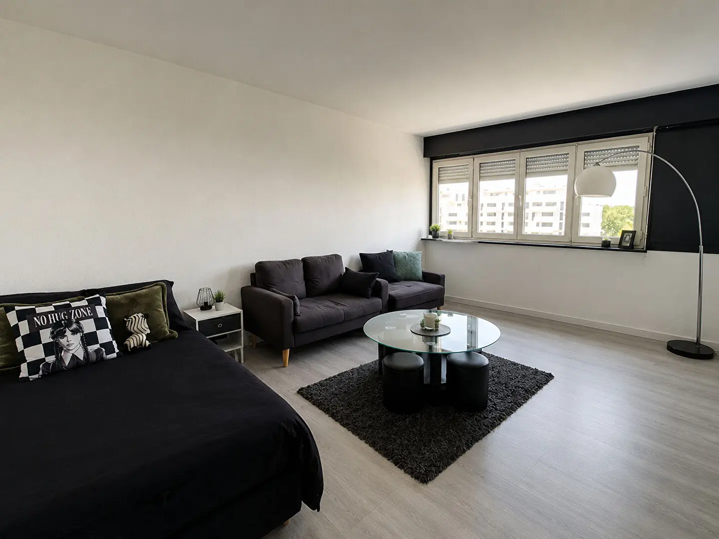 Photo 1 Appartement 1 pièce 32m²