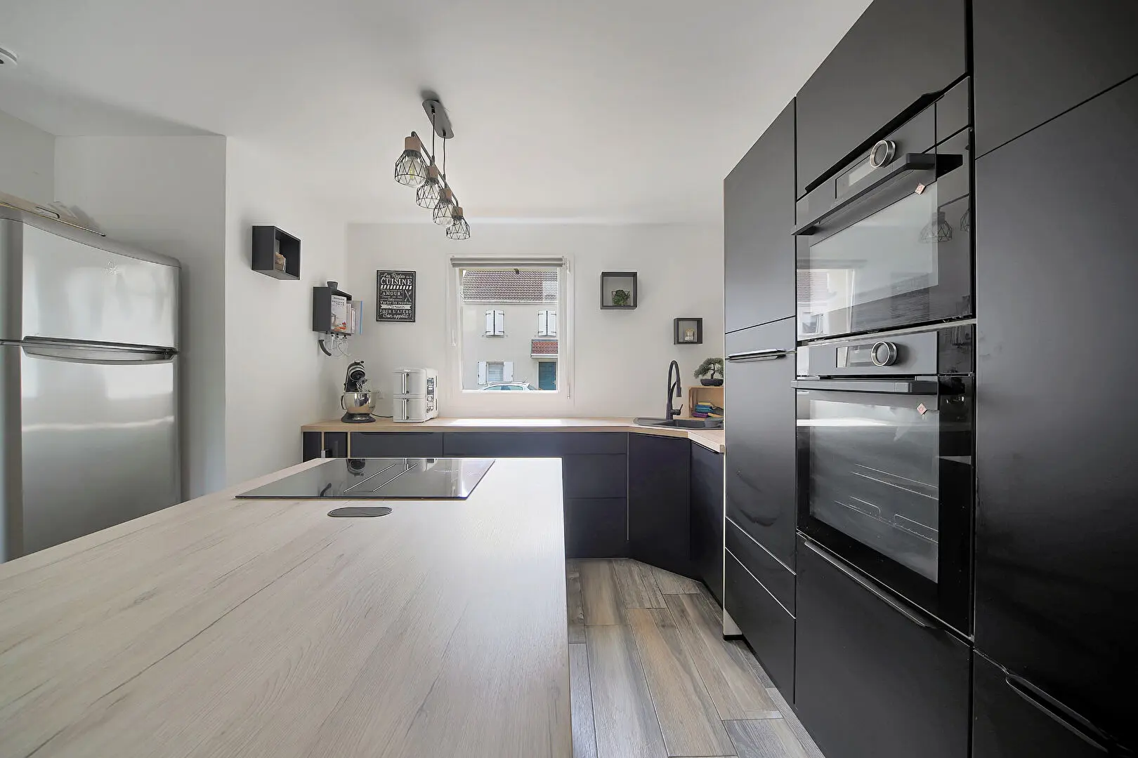 Photo 2 Maison 4 pièces 81.85m²