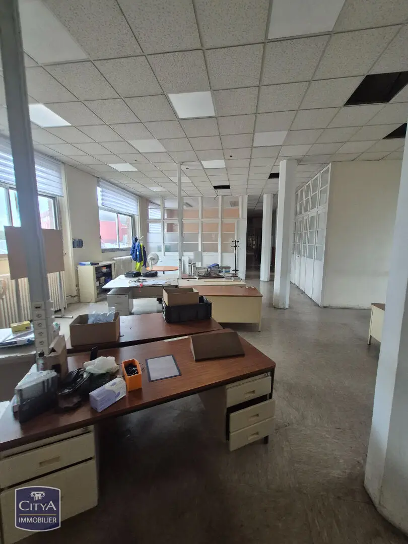 Photo 5 Local Professionnel 2200m²
