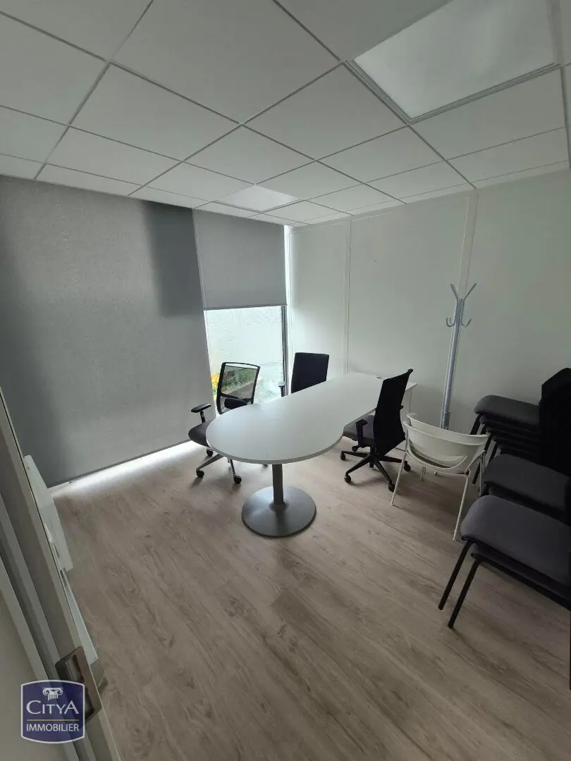Photo 2 Local Commercial 185m²