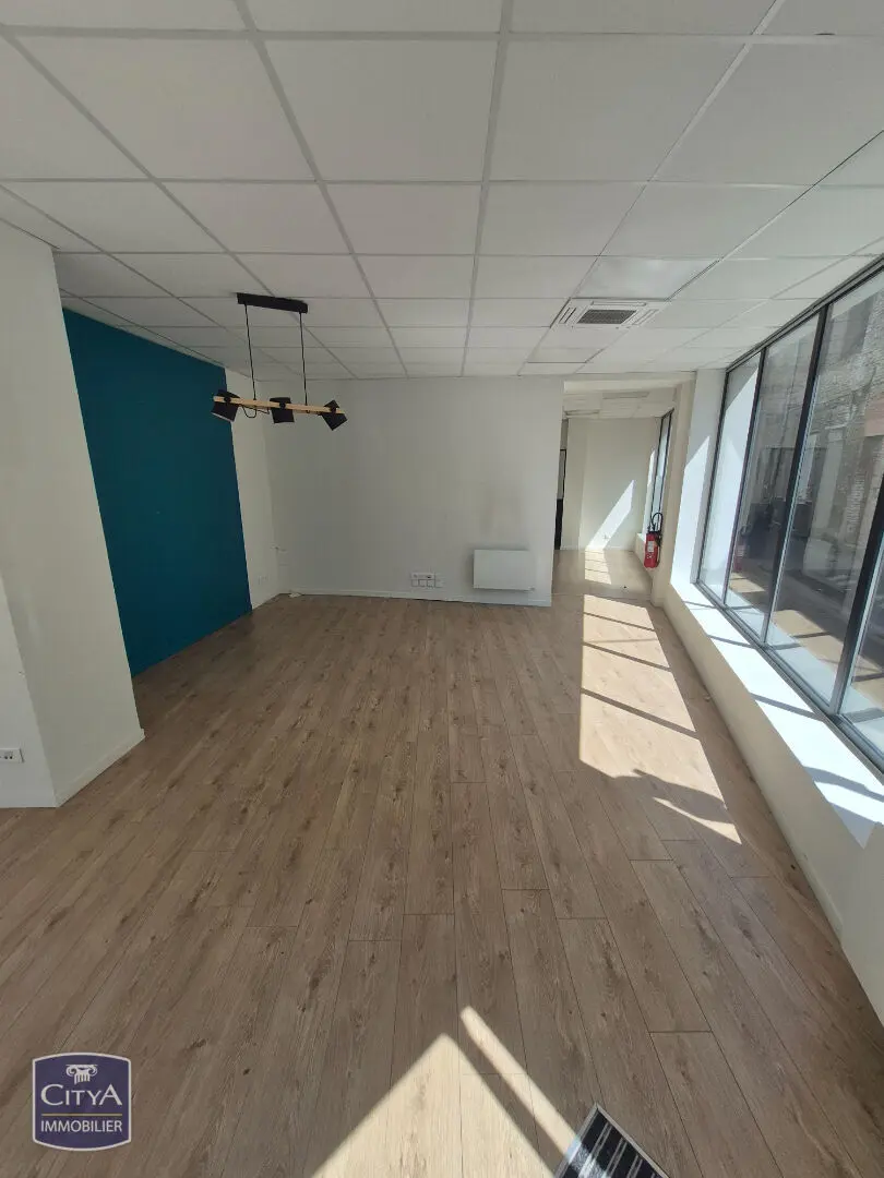 Photo 7 Local Commercial 140m²