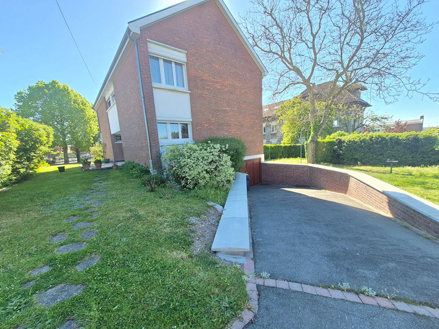 Photo 1 Maison 5 pièces 87m²