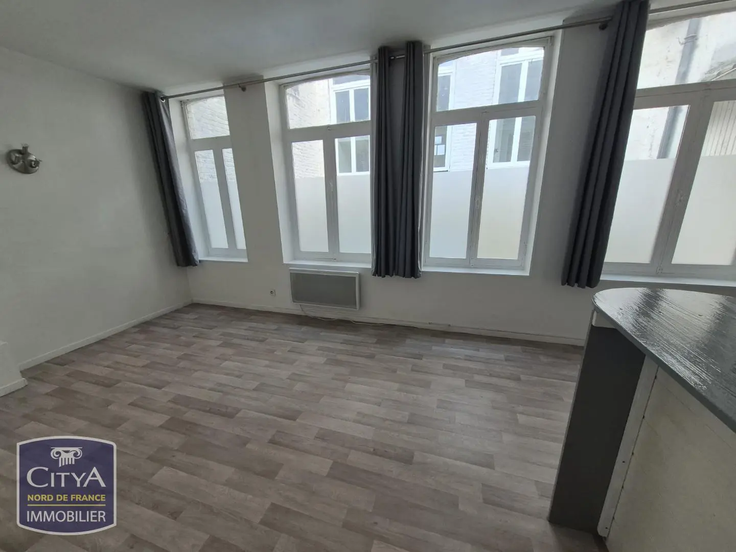 Photo 1 Appartement 1 pièce 25.31m²