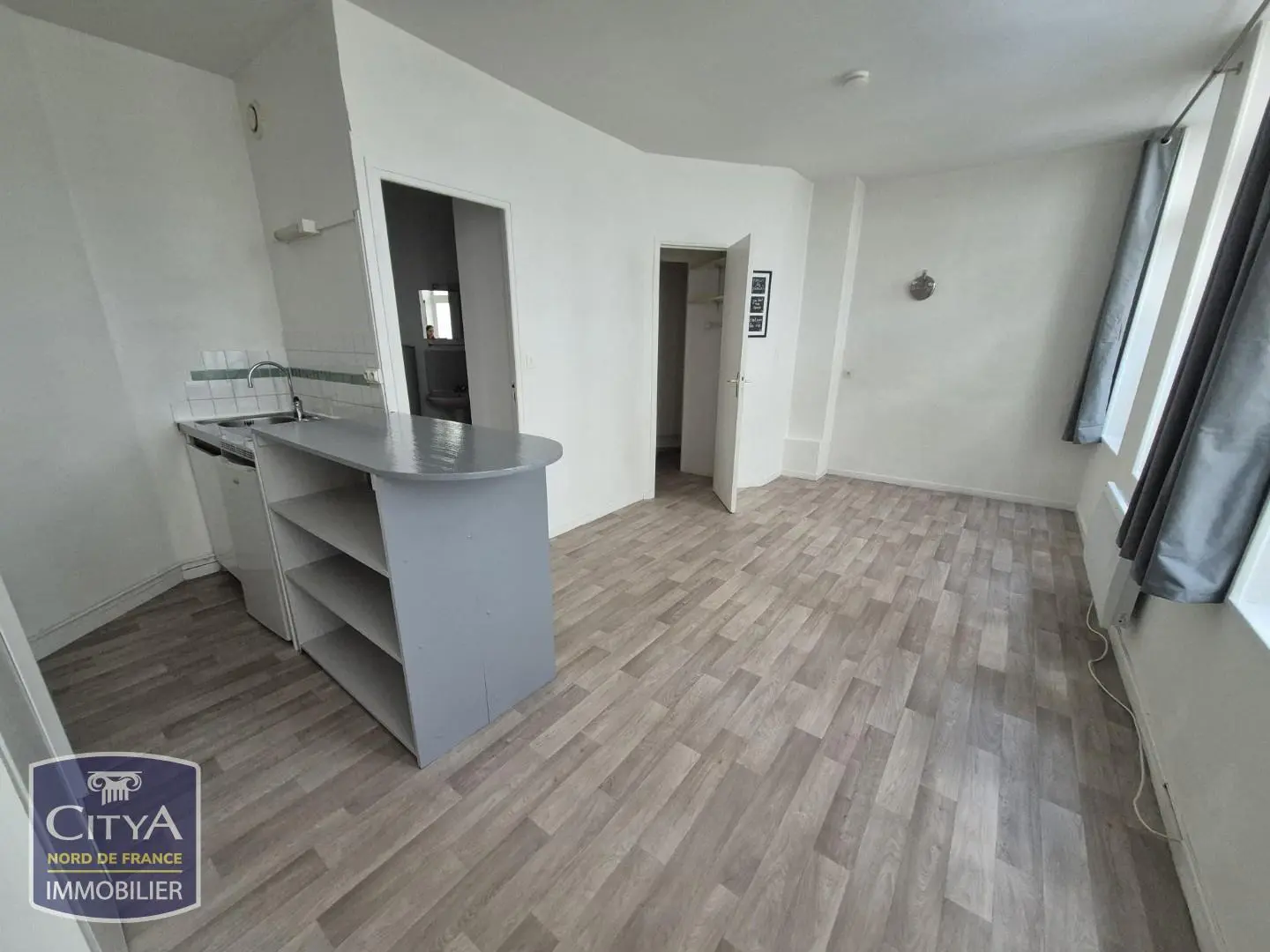 Photo 3 Appartement 1 pièce 25.31m²
