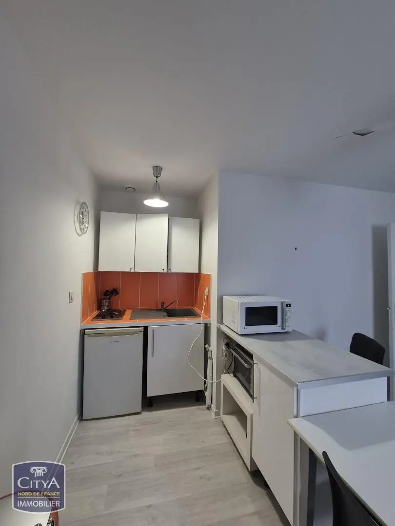 Photo 2 Appartement 2 pièces 28m²