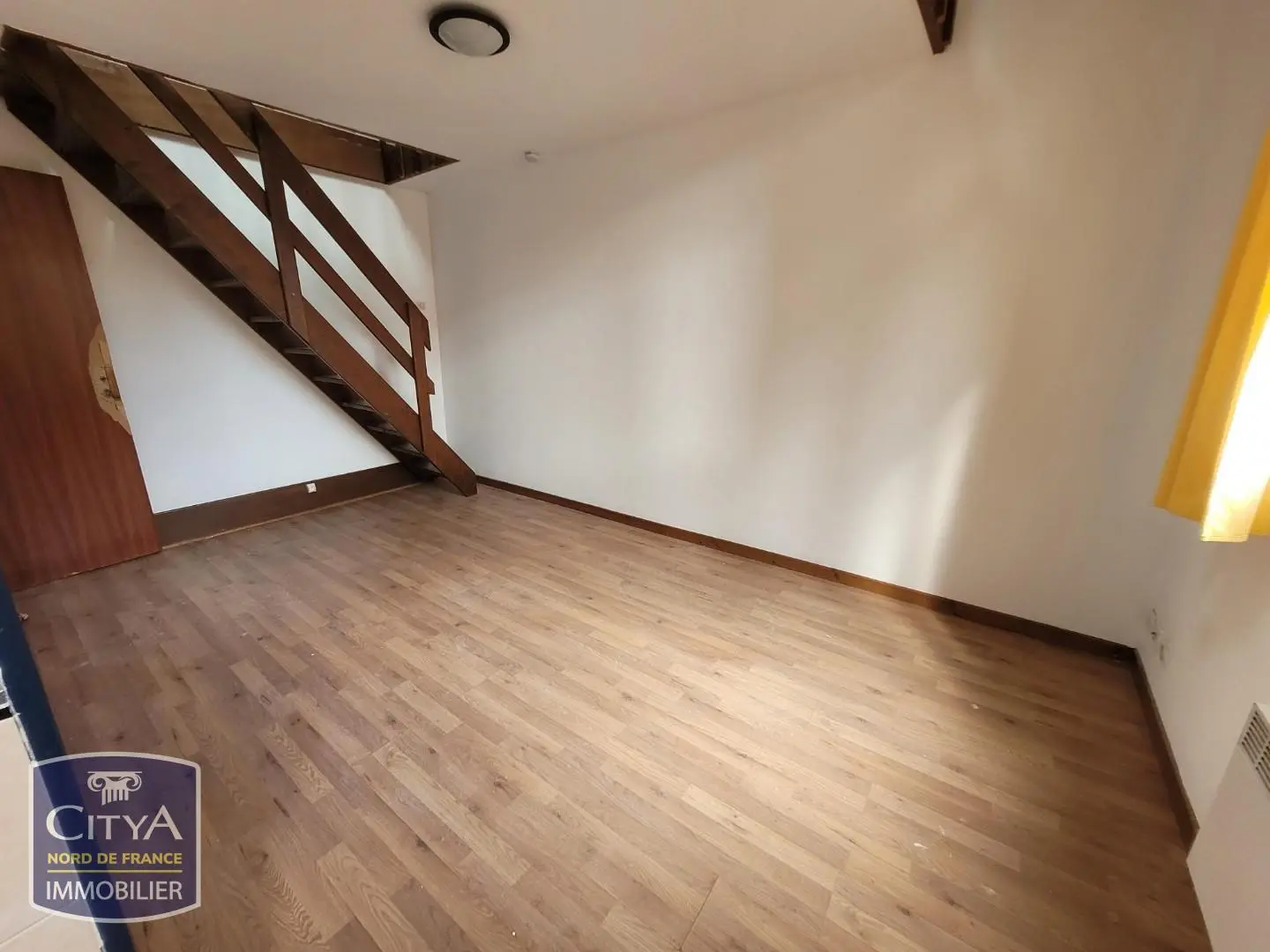 Photo 1 Appartement 1 pièce 24.63m²