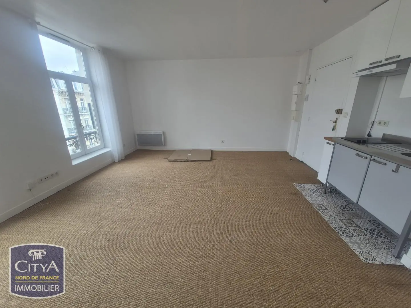 Photo 1 Appartement 1 pièce 33.58m²