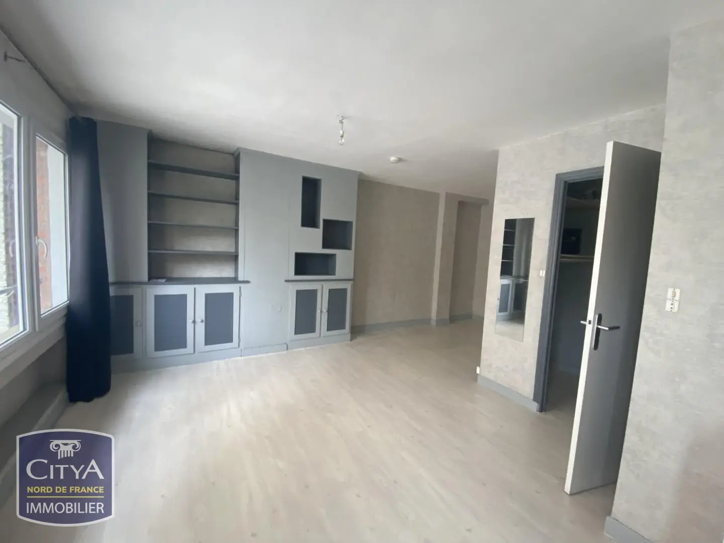 Photo 2 Appartement 1 pièce 31.71m²