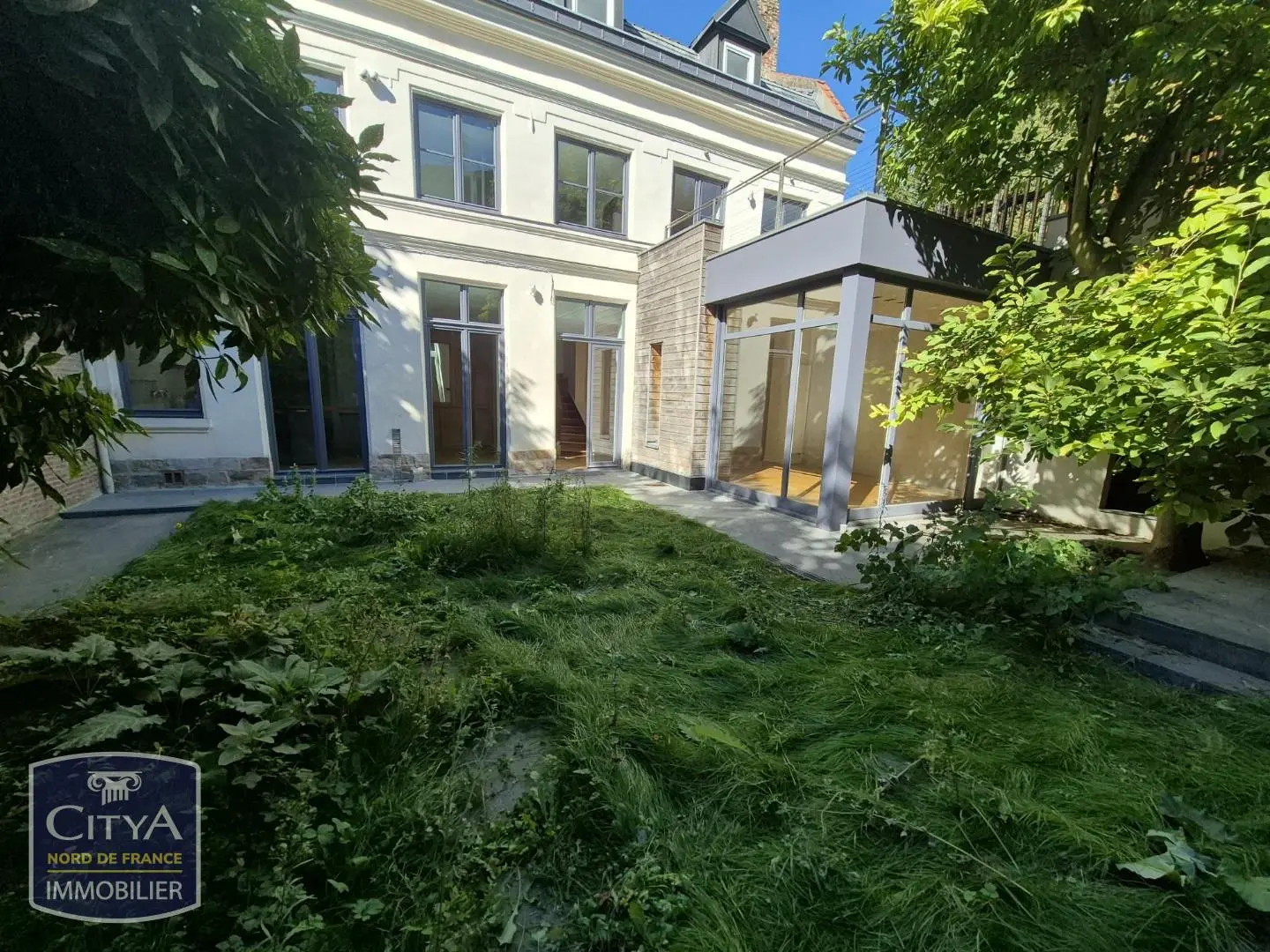 Photo 1 Maison 3 pièces 145m²