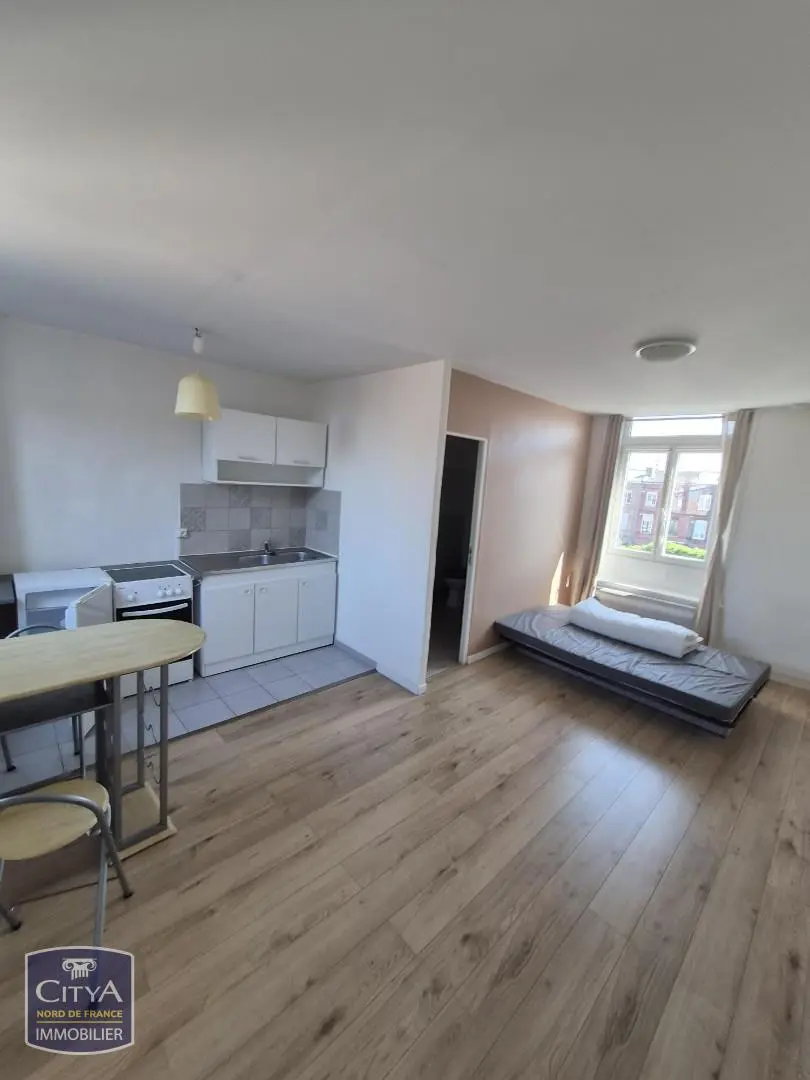 Photo 1 Appartement 1 pièce 23m²