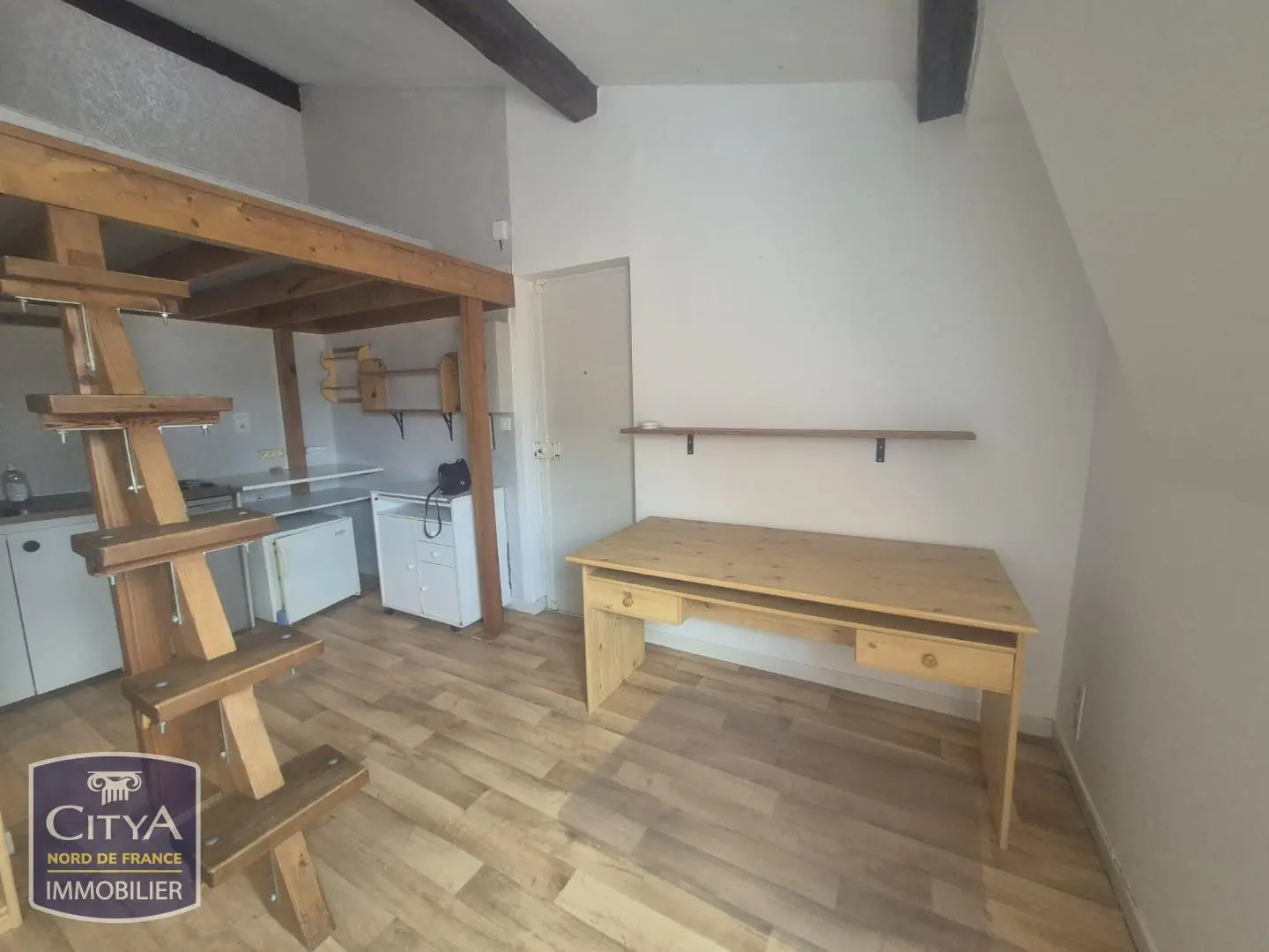 Photo 1 Appartement 1 pièce 18.16m²