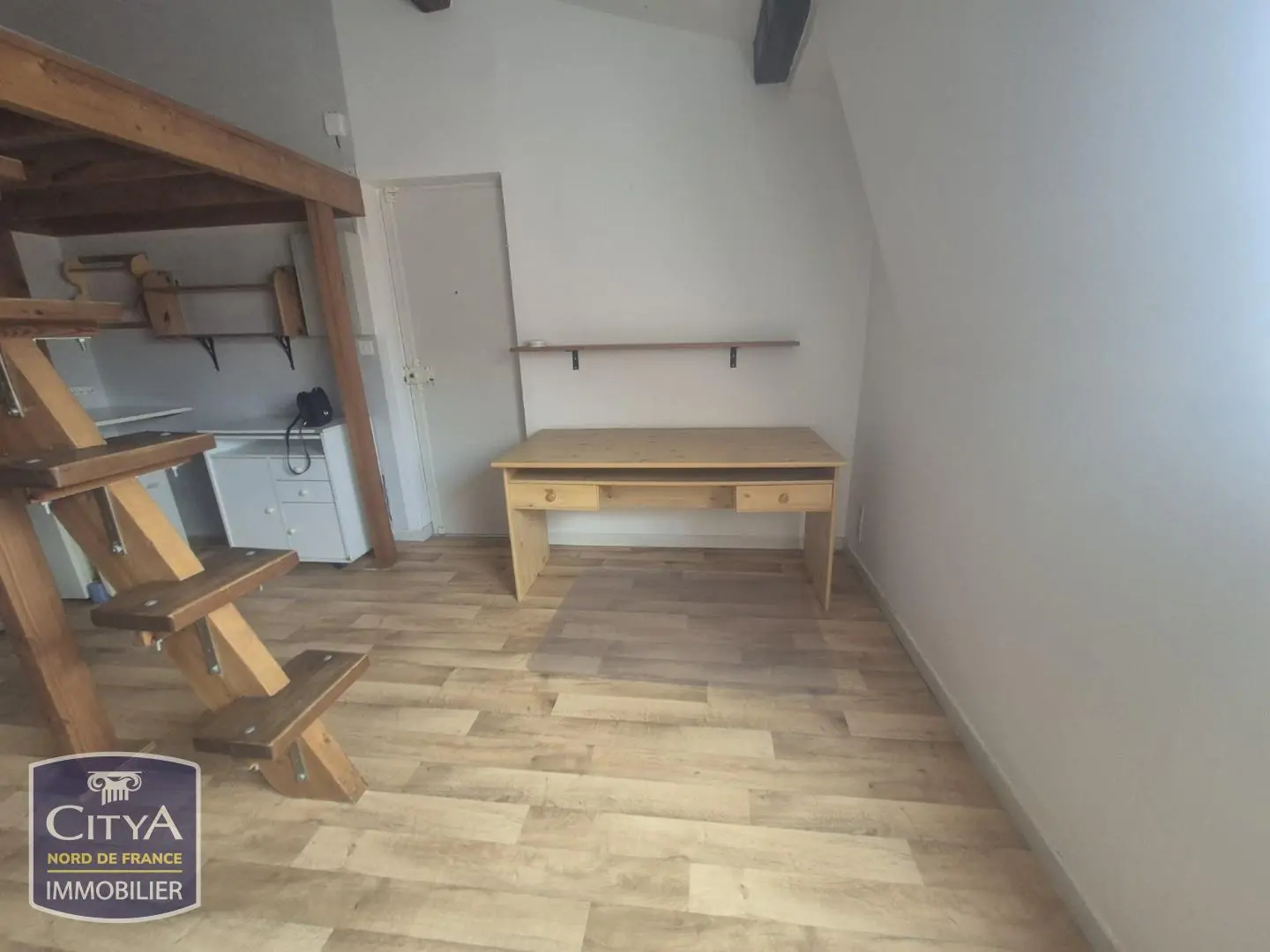Photo 2 Appartement 1 pièce 18.16m²