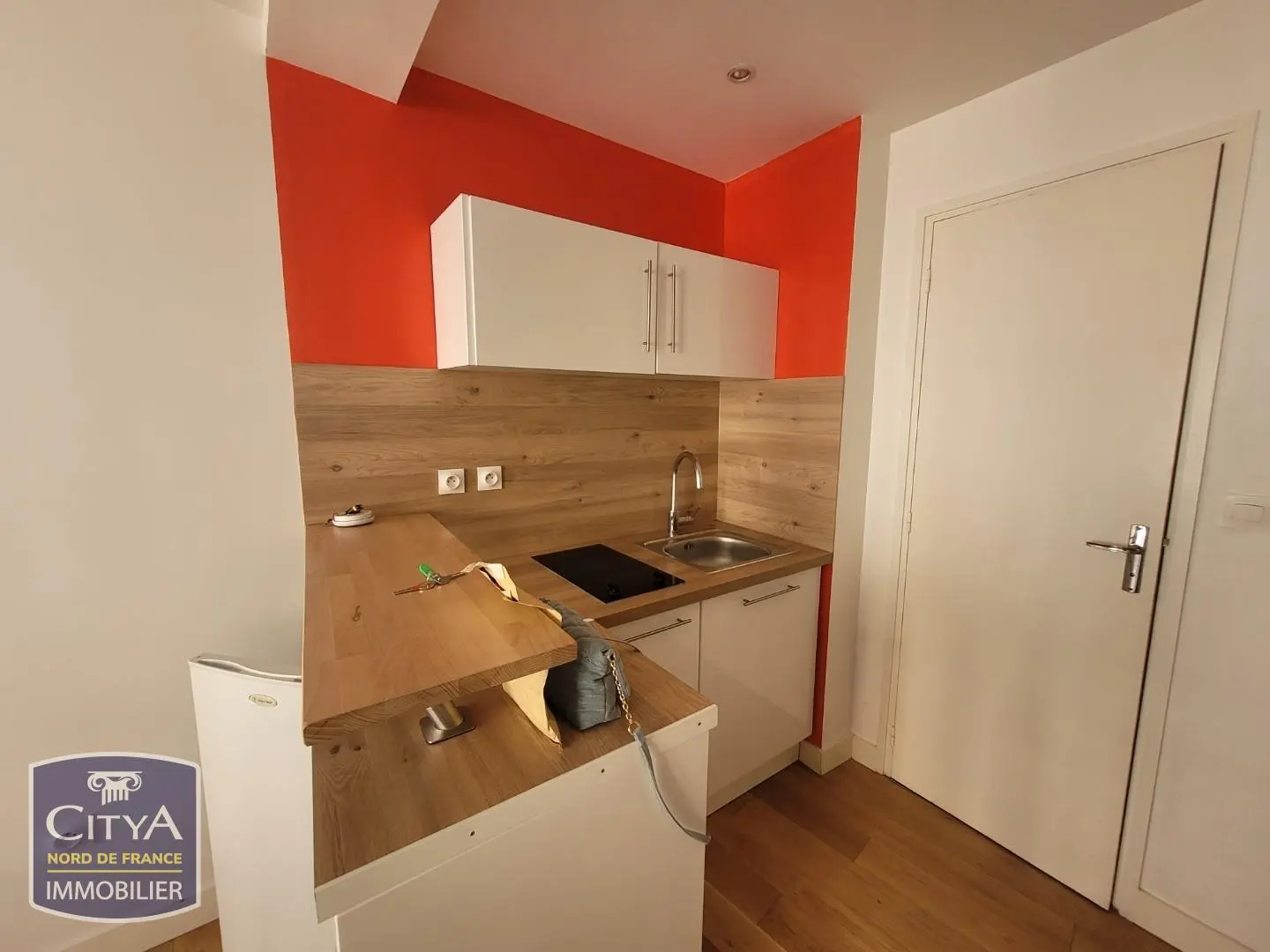 Photo 1 Appartement 1 pièce 18.9m²