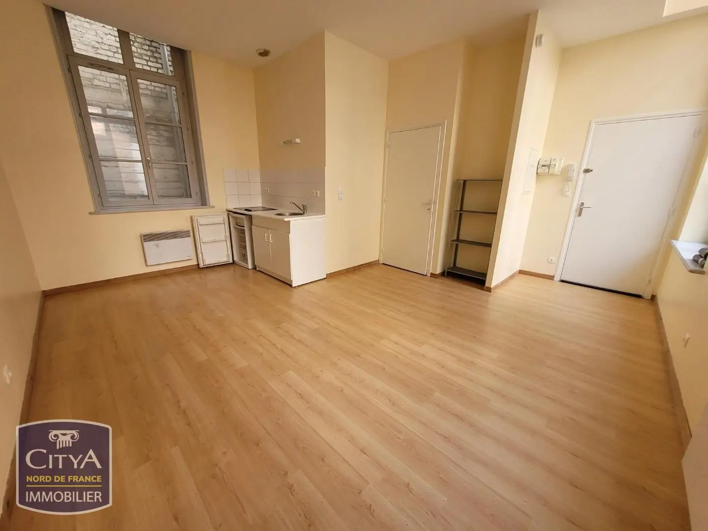 Photo 1 Appartement 1 pièce 26m²