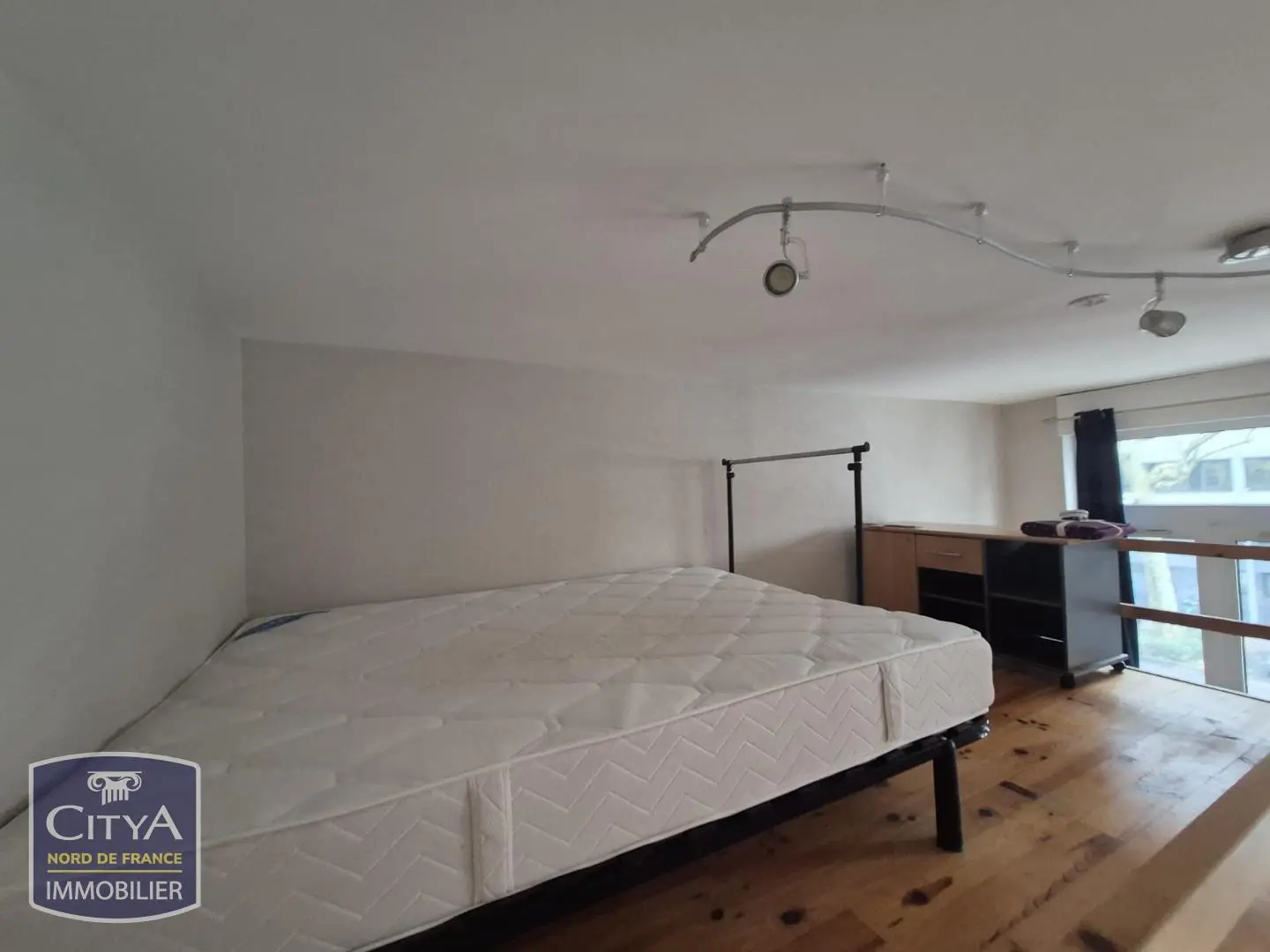 Photo 2 Appartement 1 pièce 28.4m²
