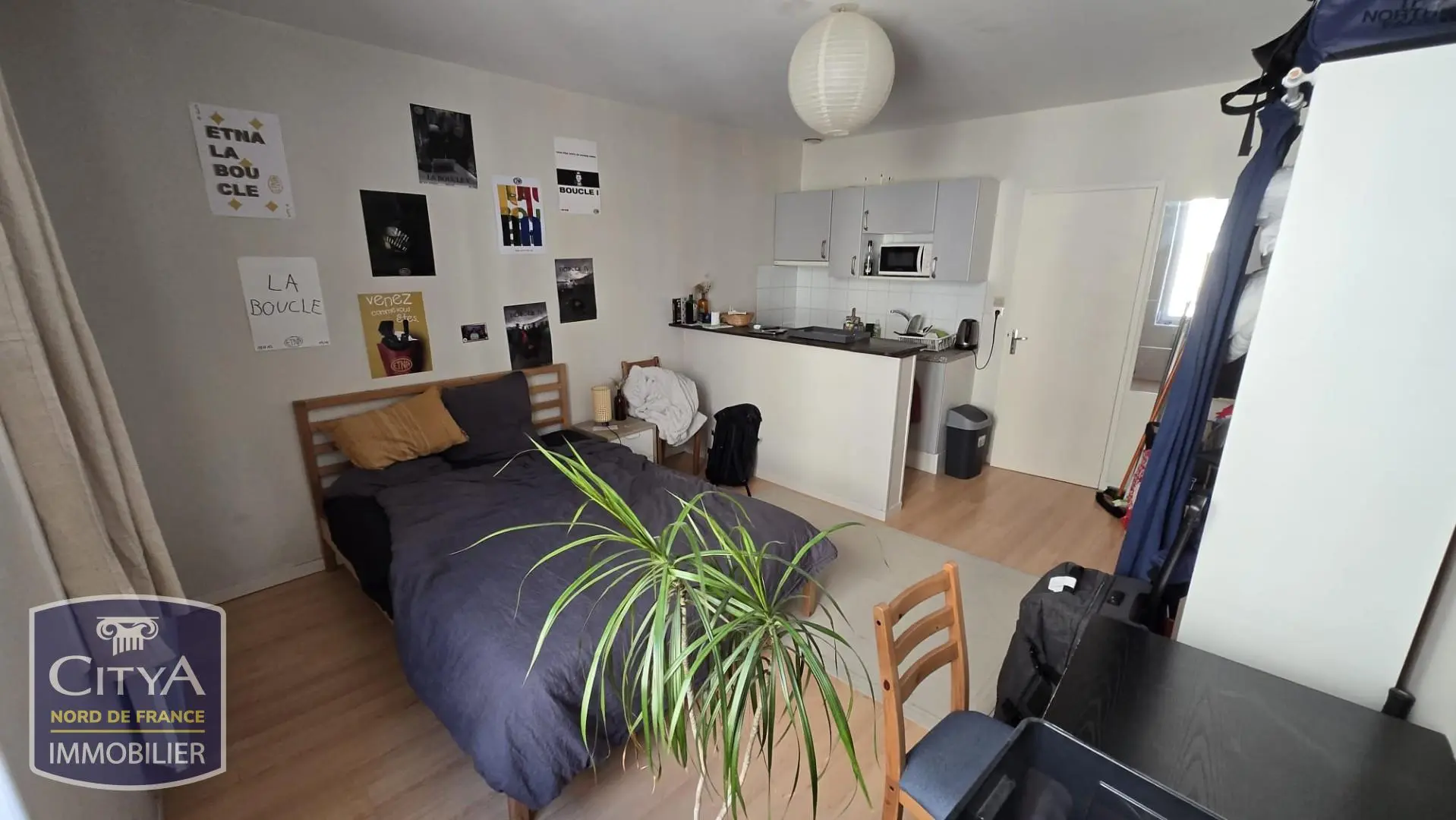 Photo 1 Appartement 1 pièce 27.05m²
