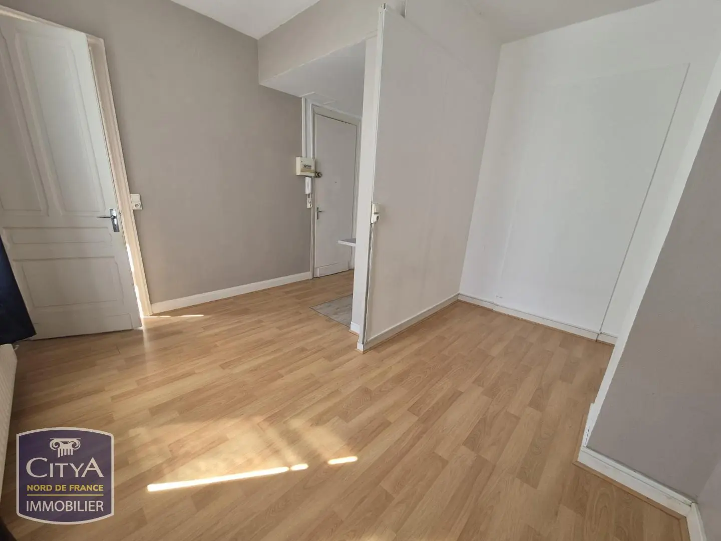 Photo 2 Appartement 1 pièce 20.64m²