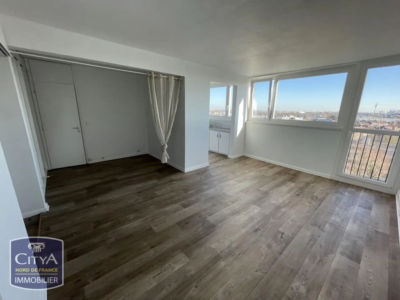 Photo 1 Appartement 1 pièce 42.96m²