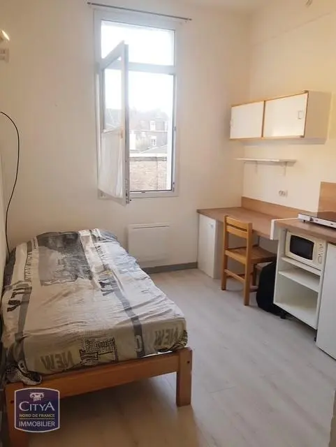Photo 1 Appartement 1 pièce 14.24m²