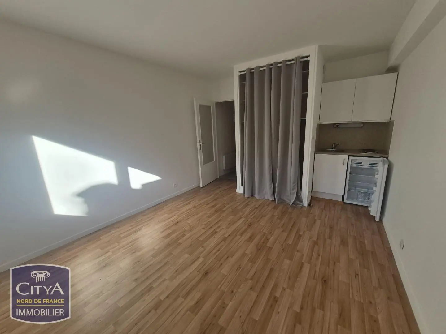 Photo 2 Appartement 1 pièce 20.43m²