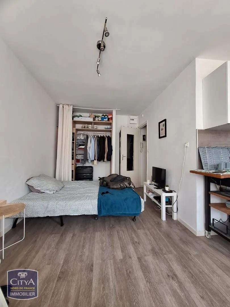 Photo 2 Appartement 1 pièce 23.51m²