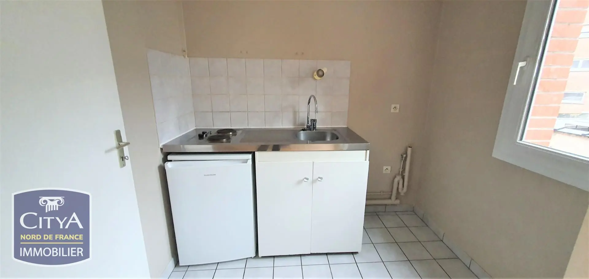Photo 3 Appartement 1 pièce 28.37m²