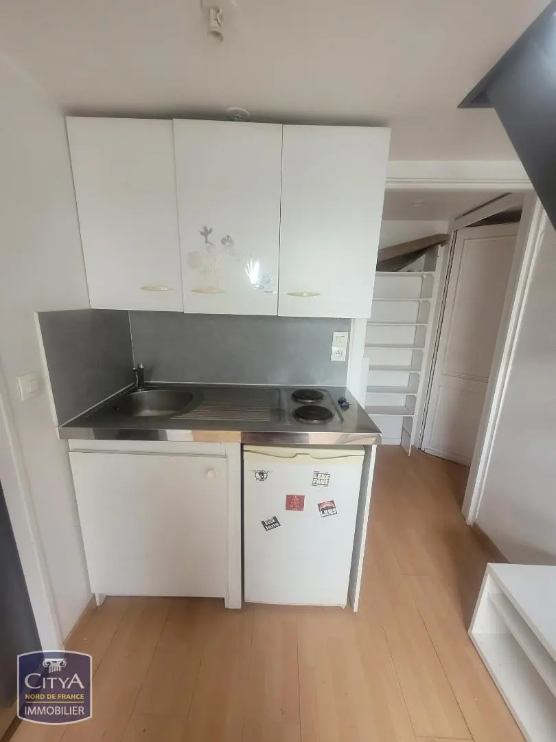 Photo 1 Appartement 1 pièce 9.54m²