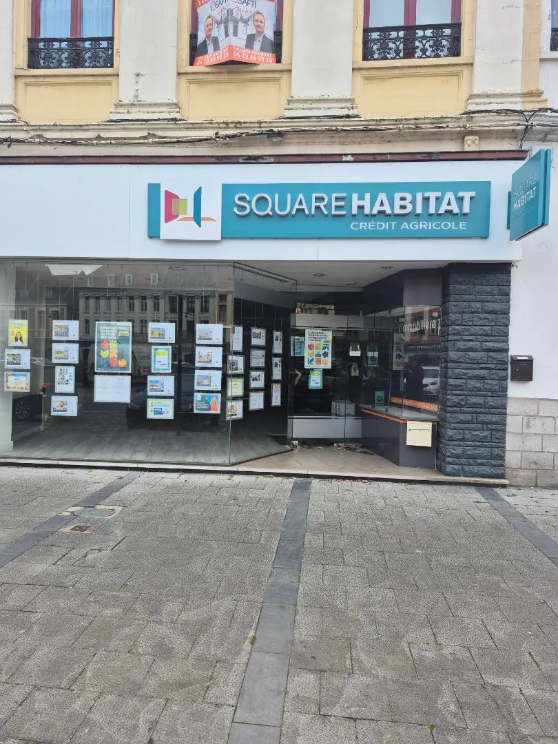 Photo 1 Local Commercial 1 pièce 104m²