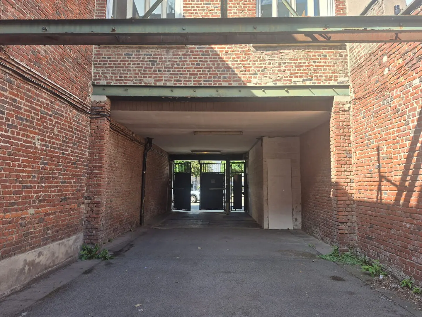 Photo 2 Parking 14m²