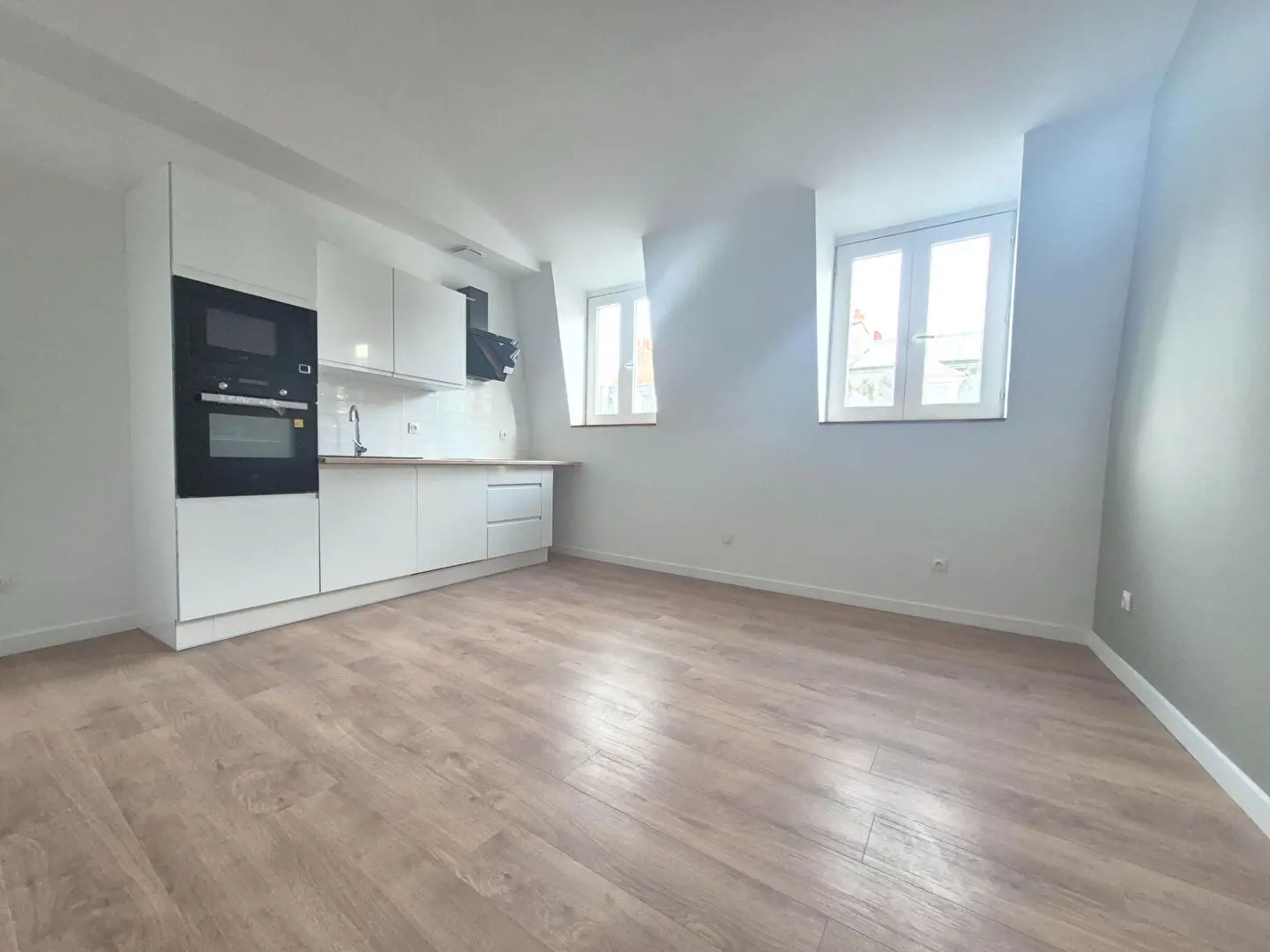 Photo 1 Appartement 3 pièces 54.86m²