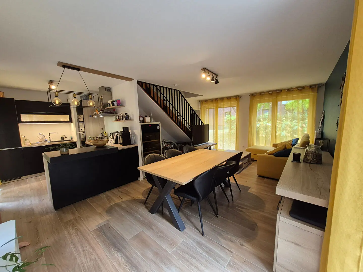 Photo 1 Appartement 4 pièces 82.03m²