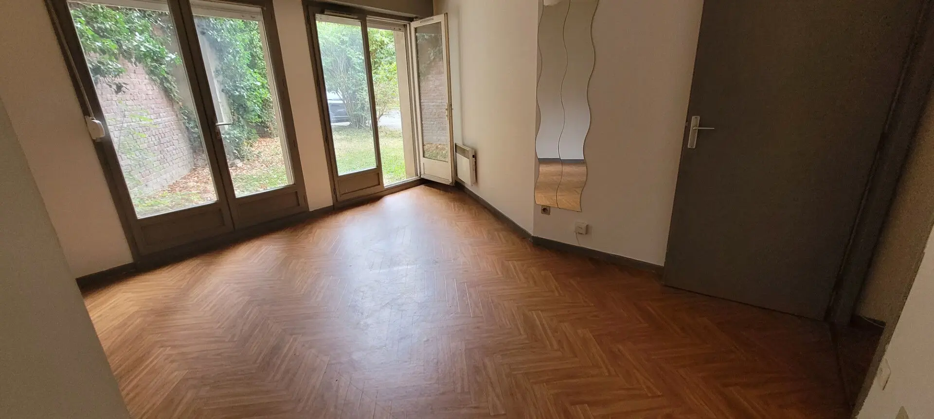 Photo 2 Appartement 1 pièce 26.79m²