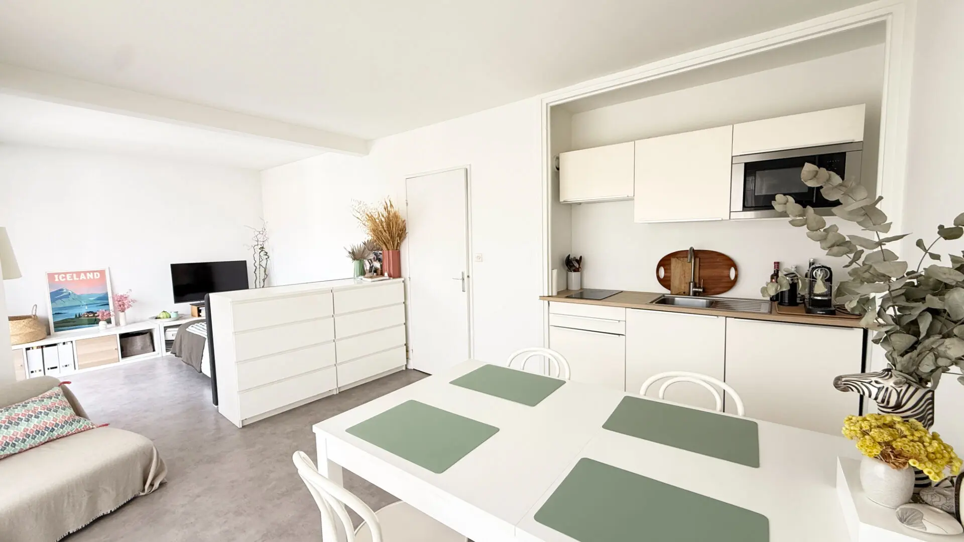 Photo 1 Appartement 1 pièce 30.33m²