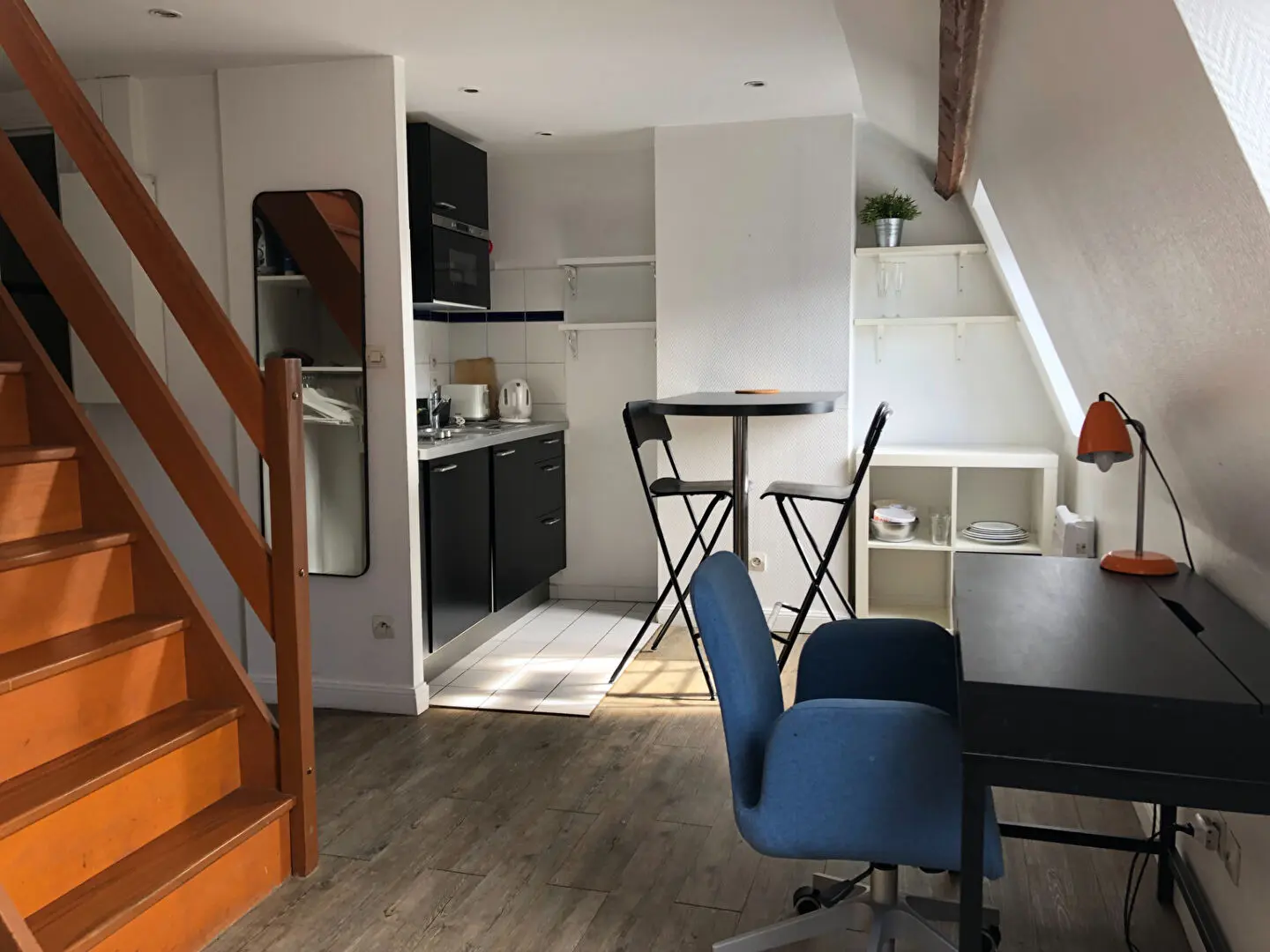Photo 1 Appartement 1 pièce 28.4m²