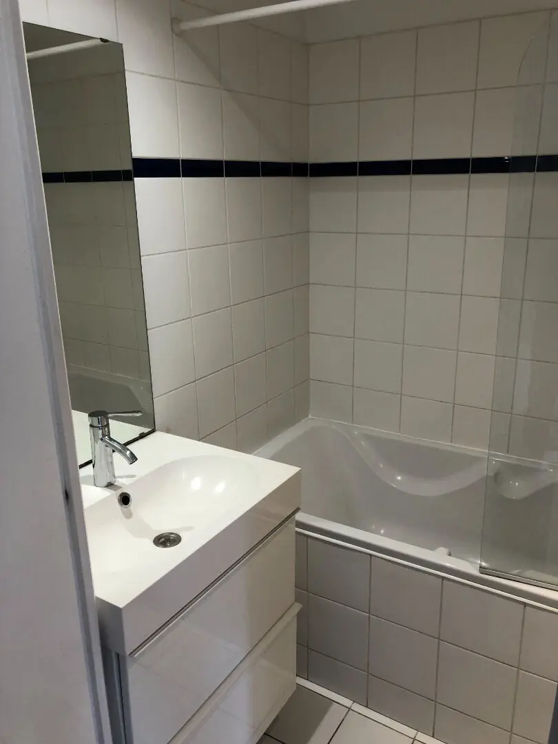 Photo 8 Appartement 1 pièce 28.4m²