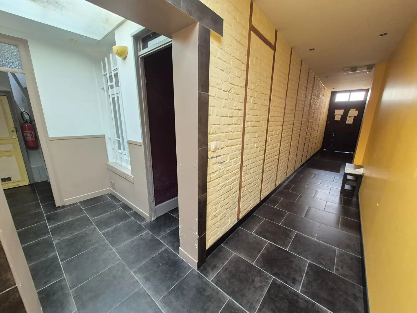 Photo 6 Immeuble 7 pièces 185m²