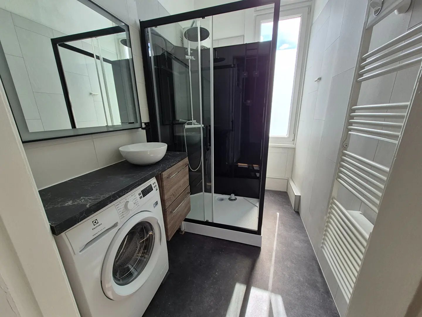 Photo 4 Appartement 1 pièce 27.9m²