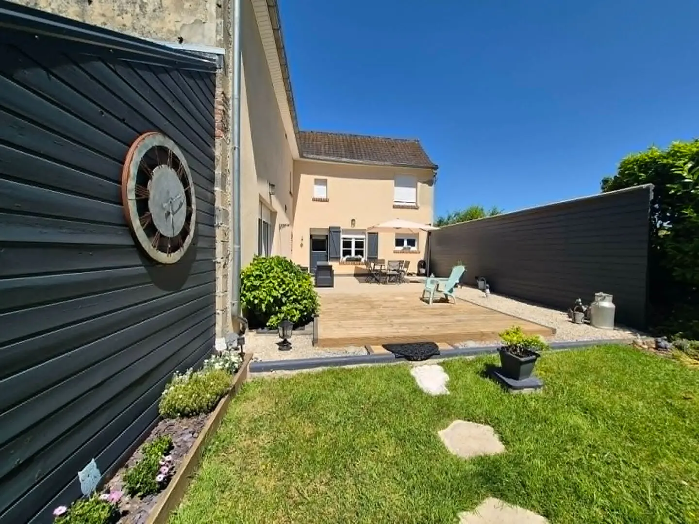 Photo 3 Maison 7 pièces 151m²