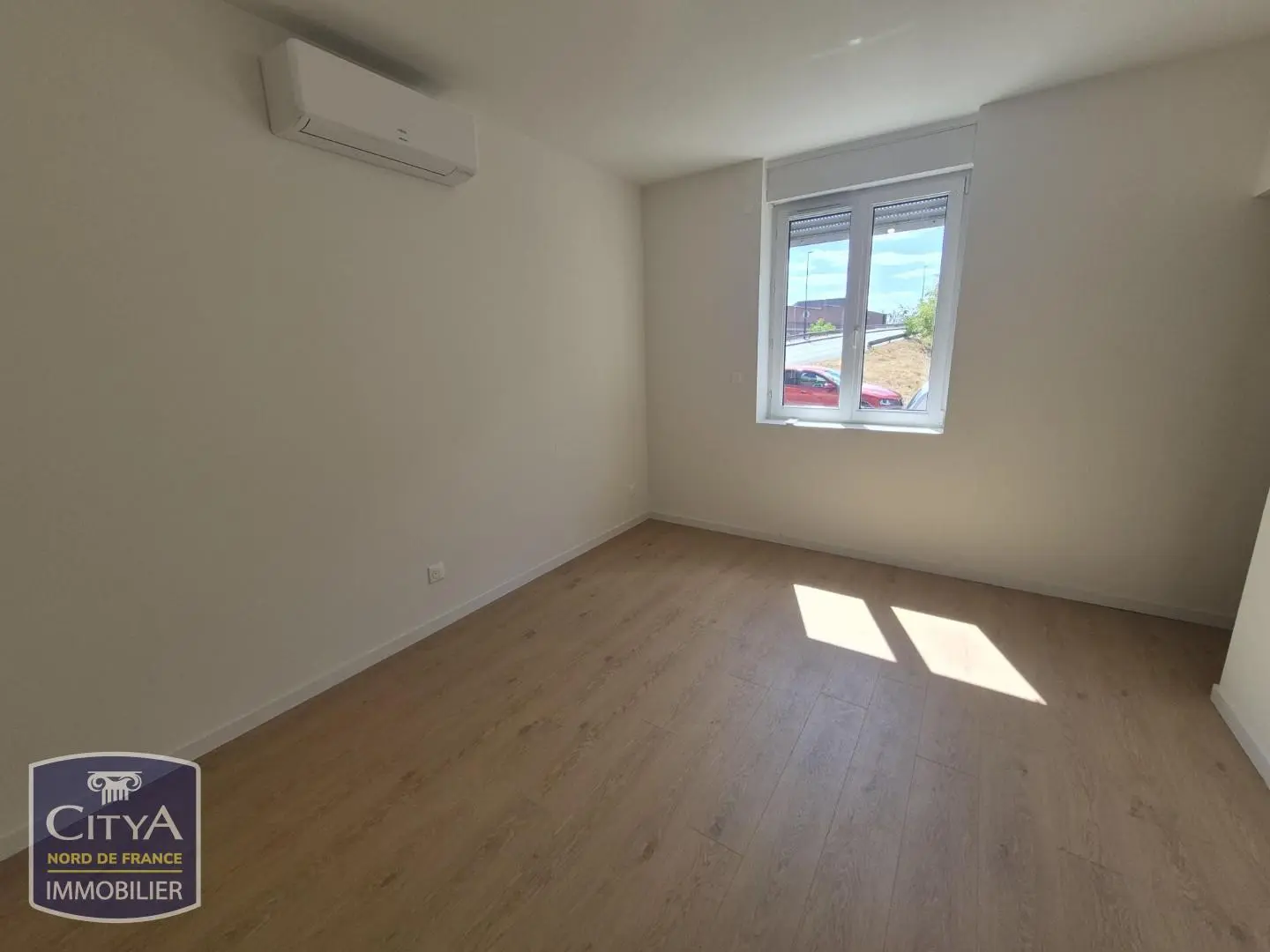 Photo 2 Appartement 1 pièce 23.38m²