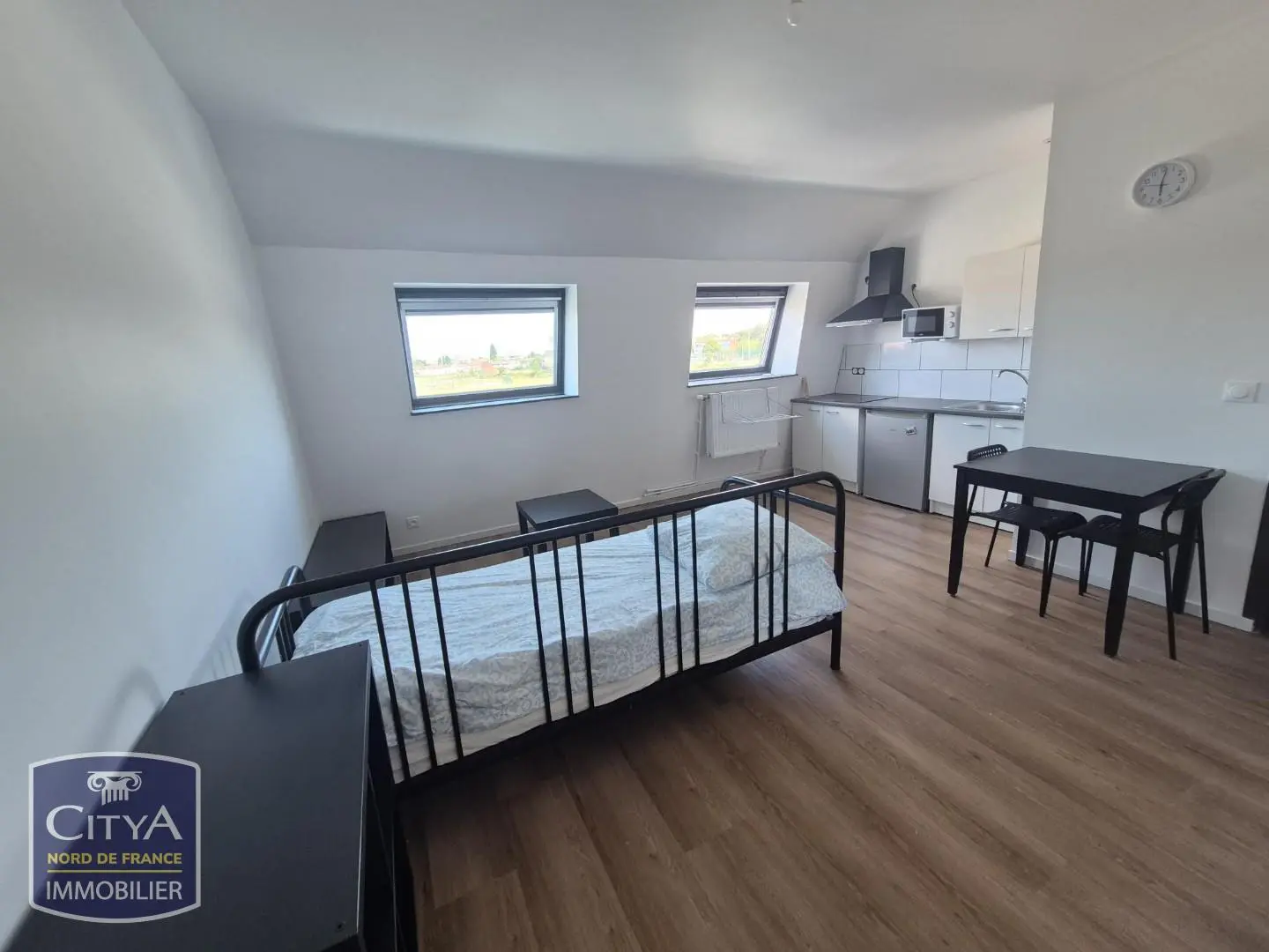 Photo 1 Appartement 1 pièce 24.16m²