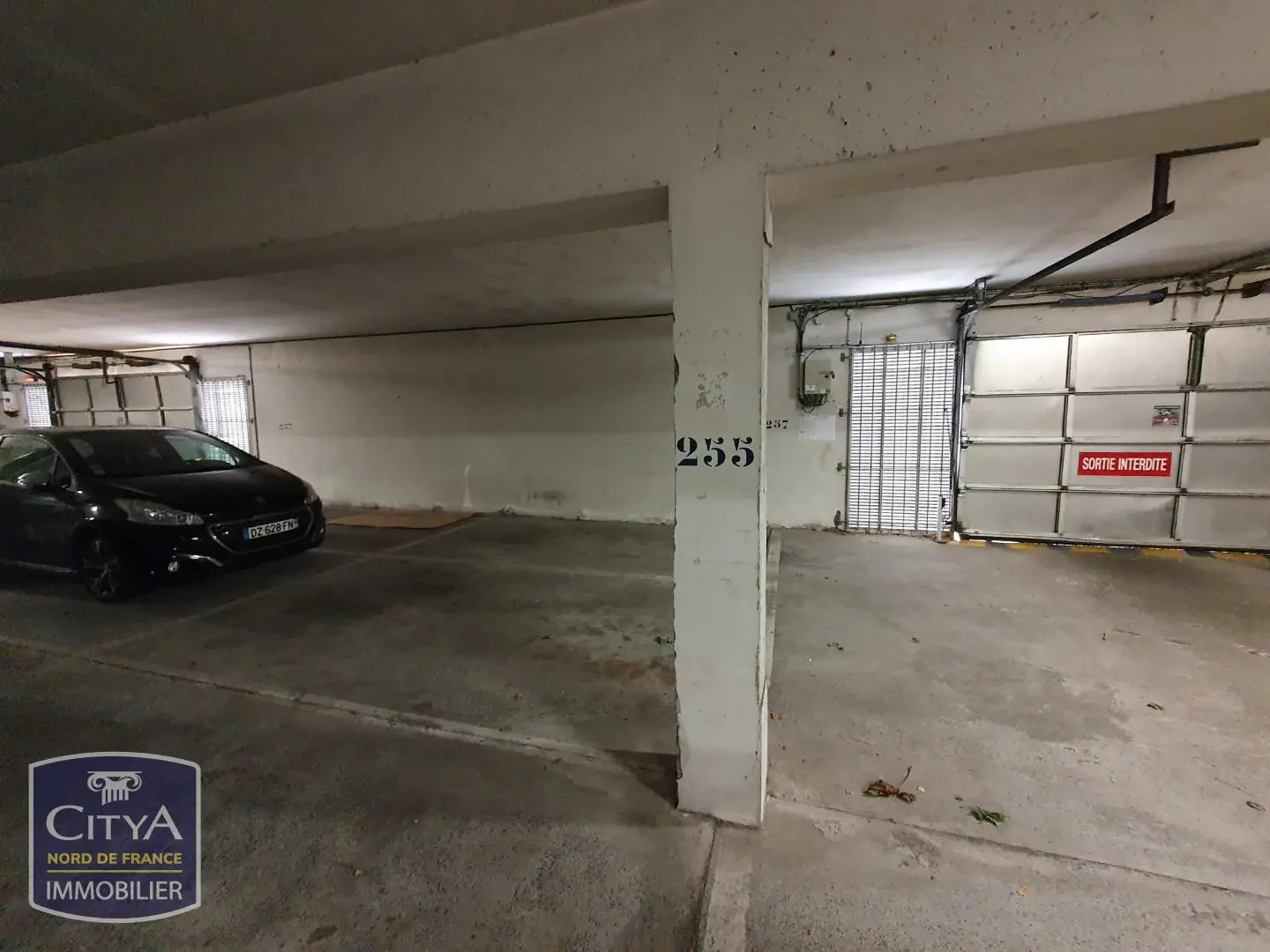 Photo 1 Parking 15m²