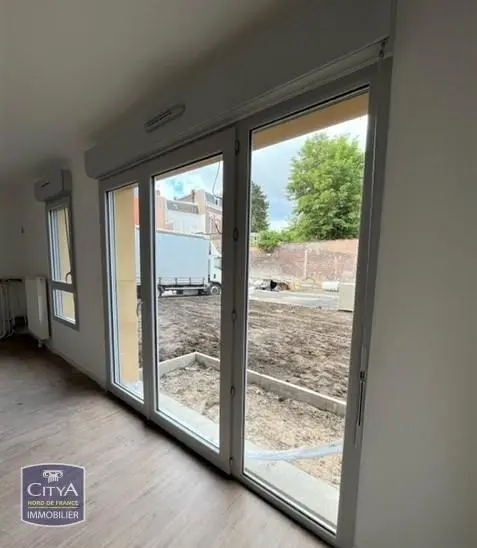 Photo 2 Appartement 1 pièce 30.2m²