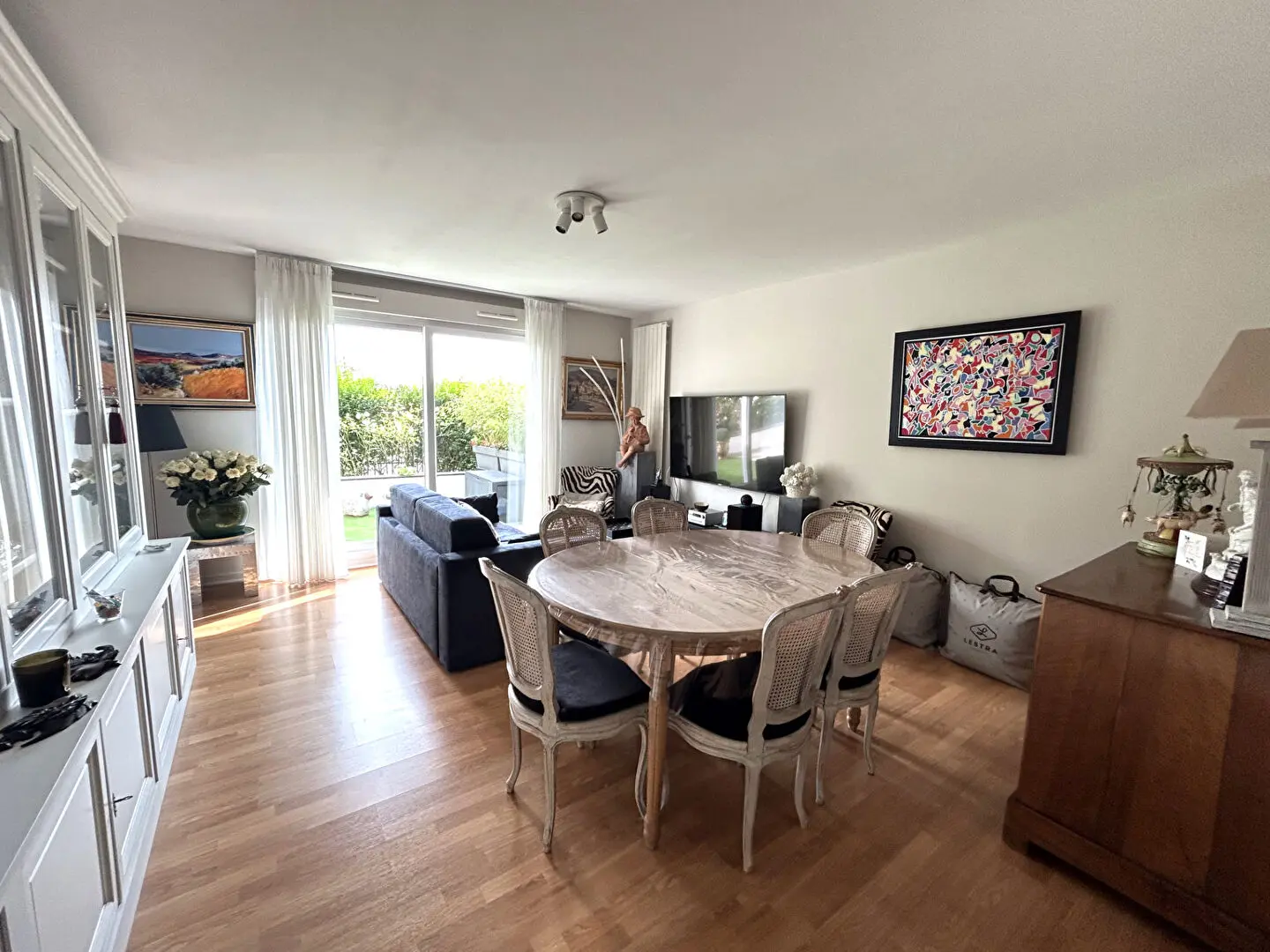 Photo 1 Appartement 2 pièces 53.97m²