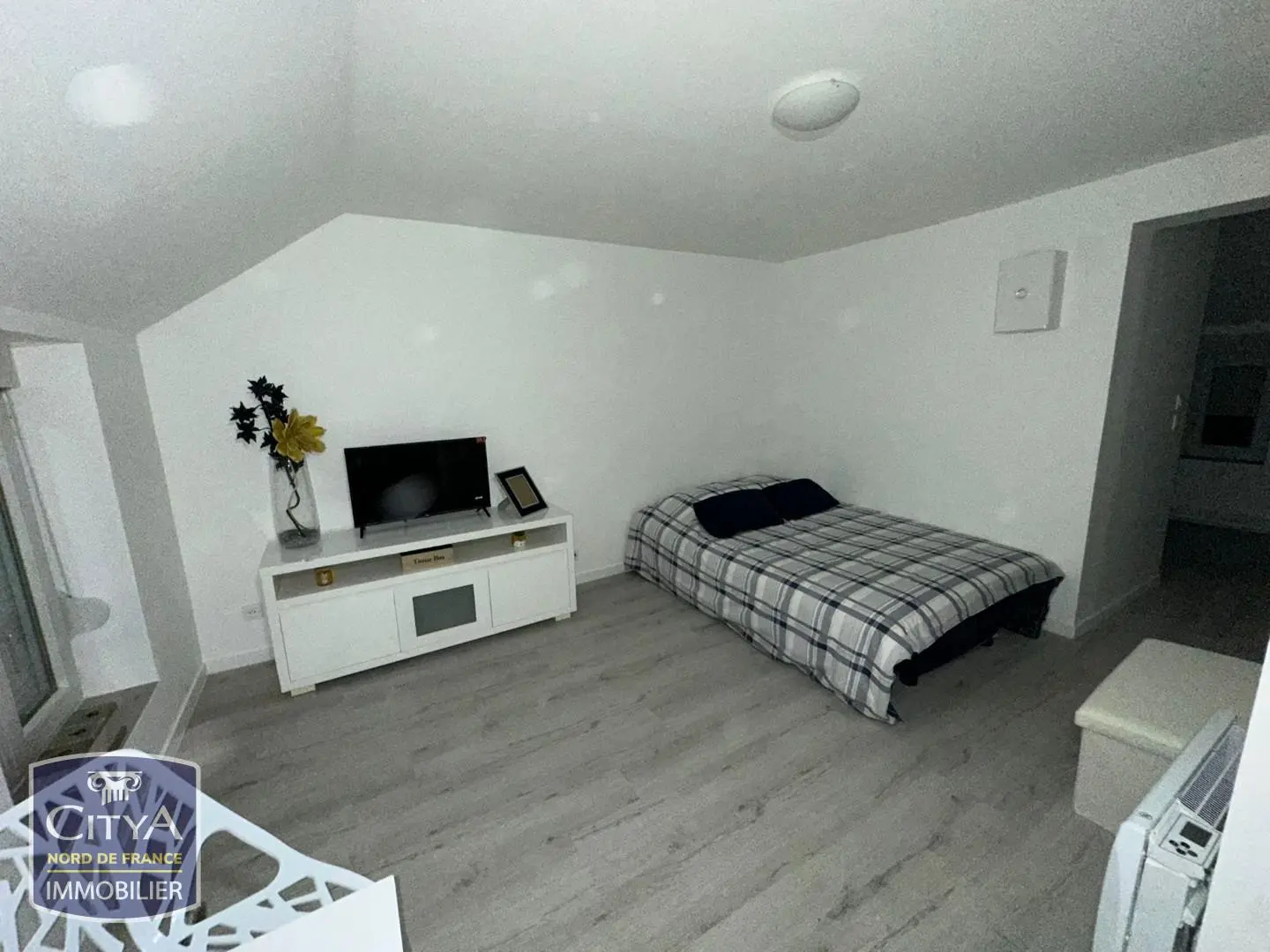 Photo 1 Appartement 1 pièce 22.01m²
