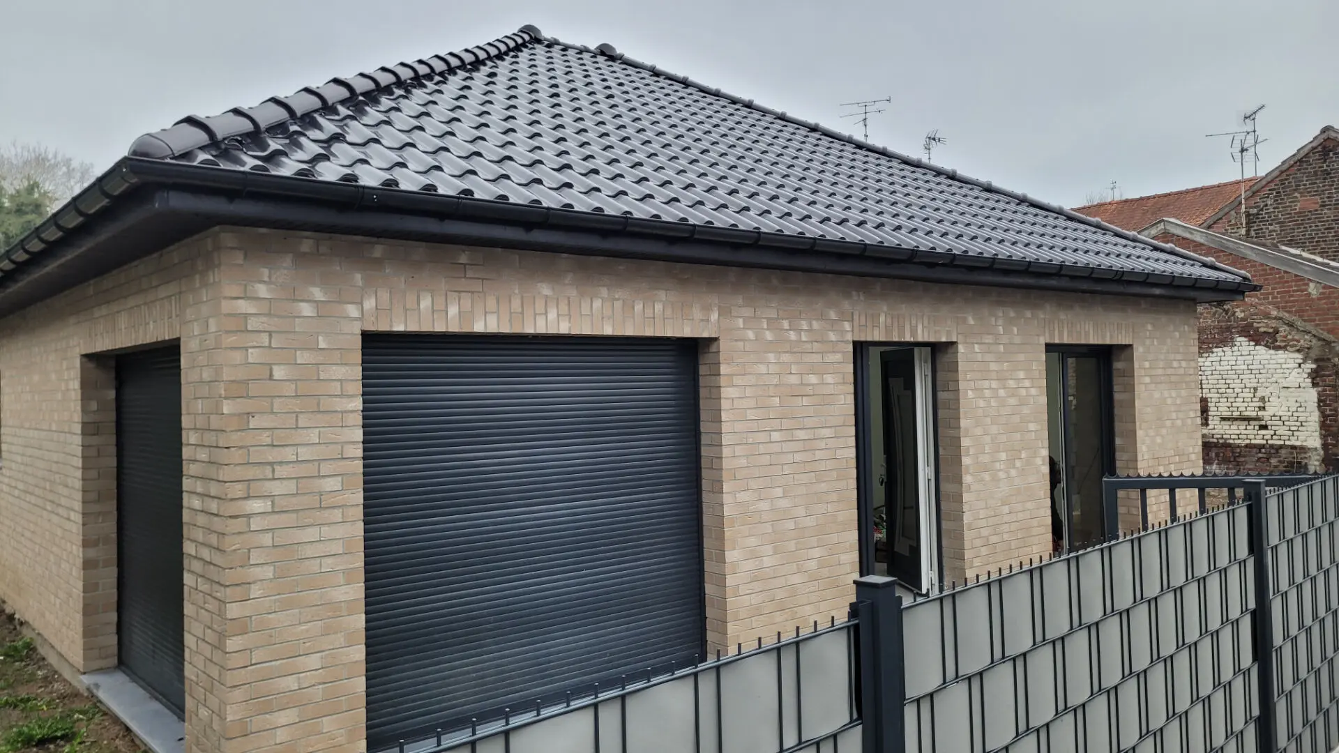 Photo 1 Maison 3 pièces 79m²