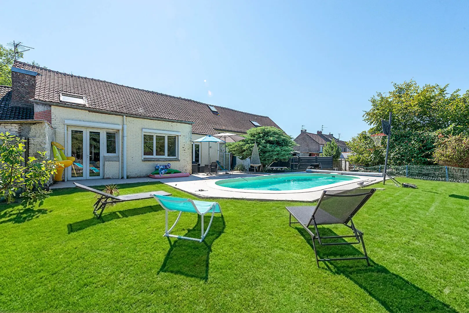 Maison 7 pièces 257 m² · à Vieux-Condé · 257 m² · 437 500 €