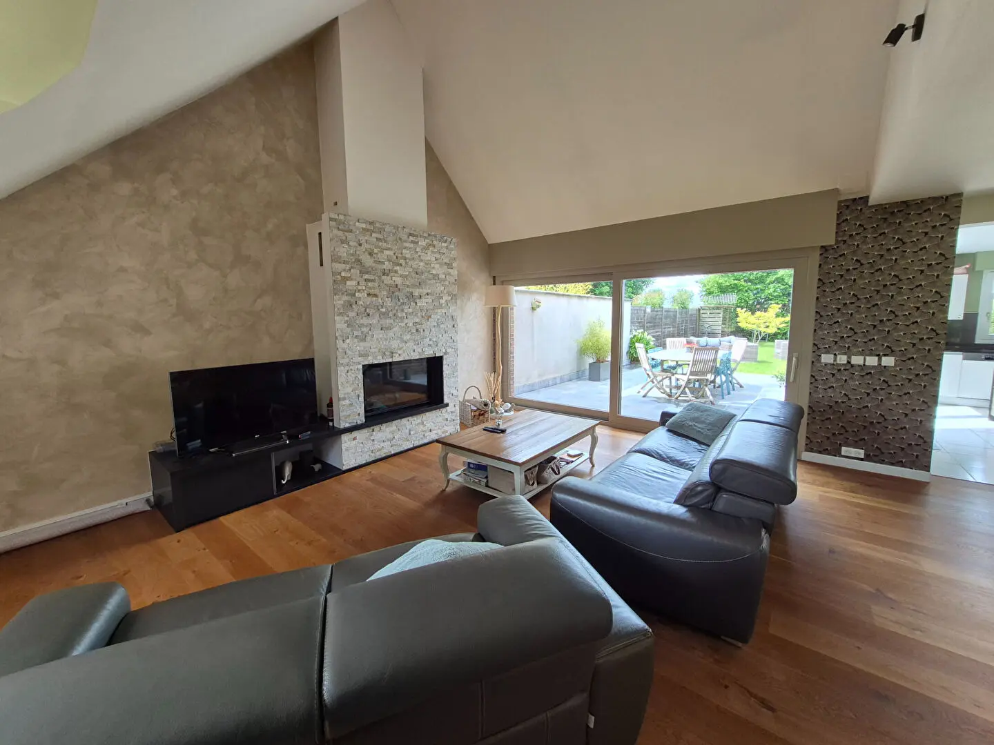 Photo 9 Maison 6 pièces 180m²