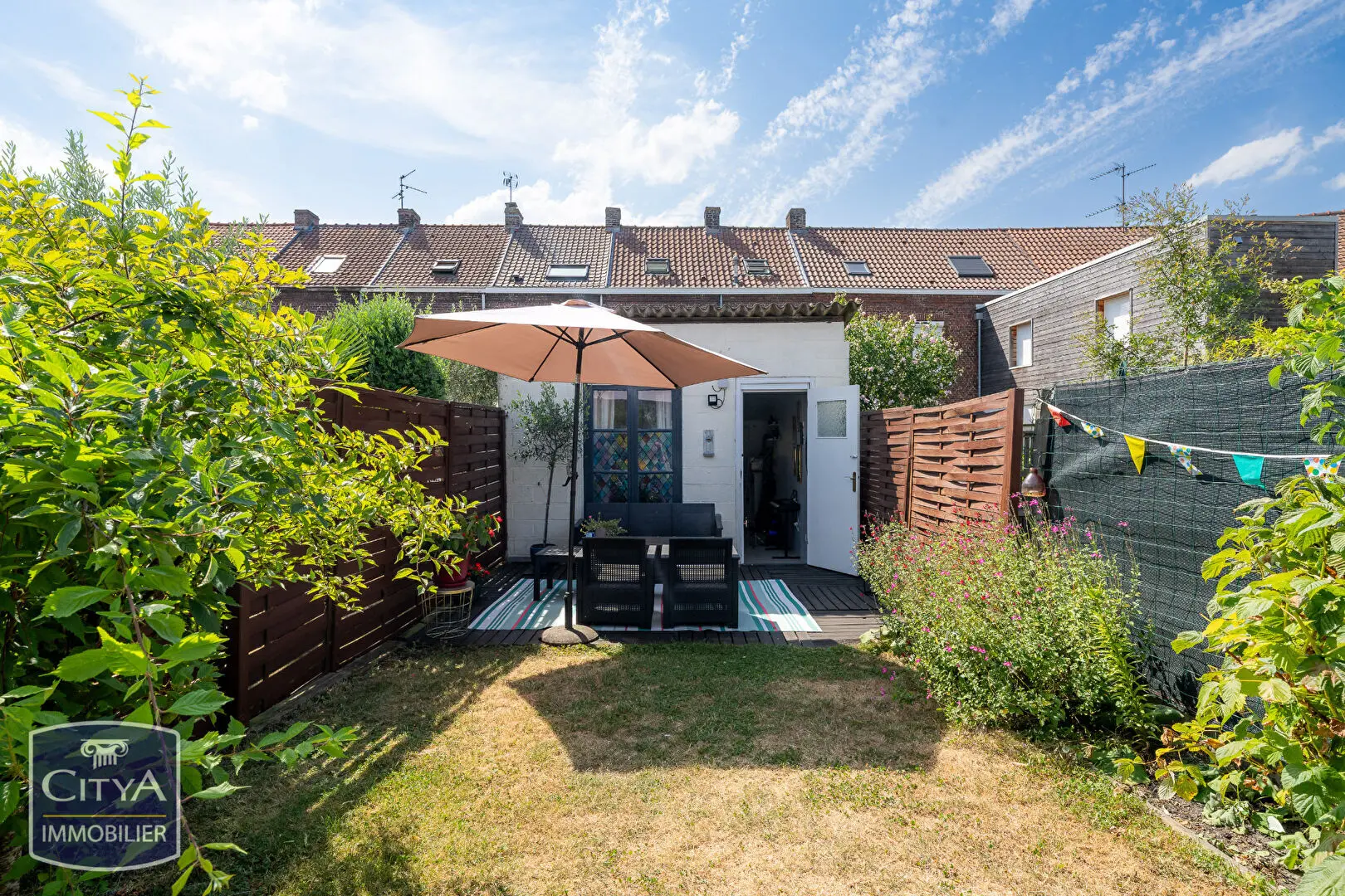 Photo 1 Maison 4 pièces 99m²