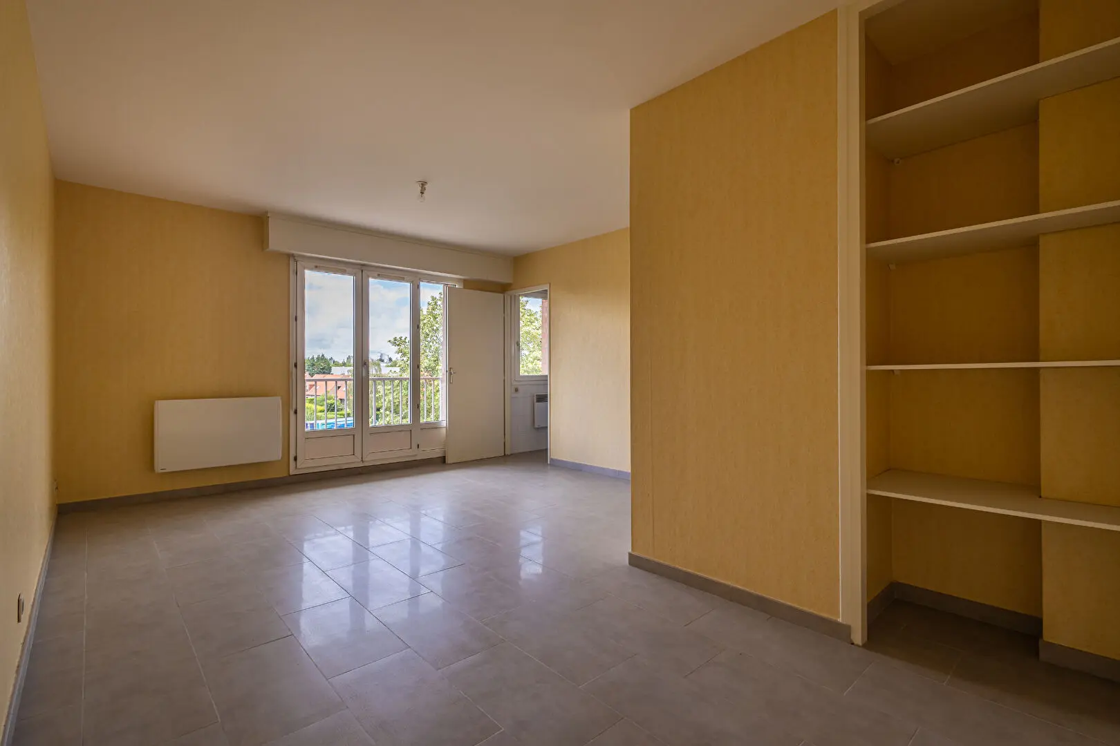 Photo 2 Appartement 1 pièce 31.21m²